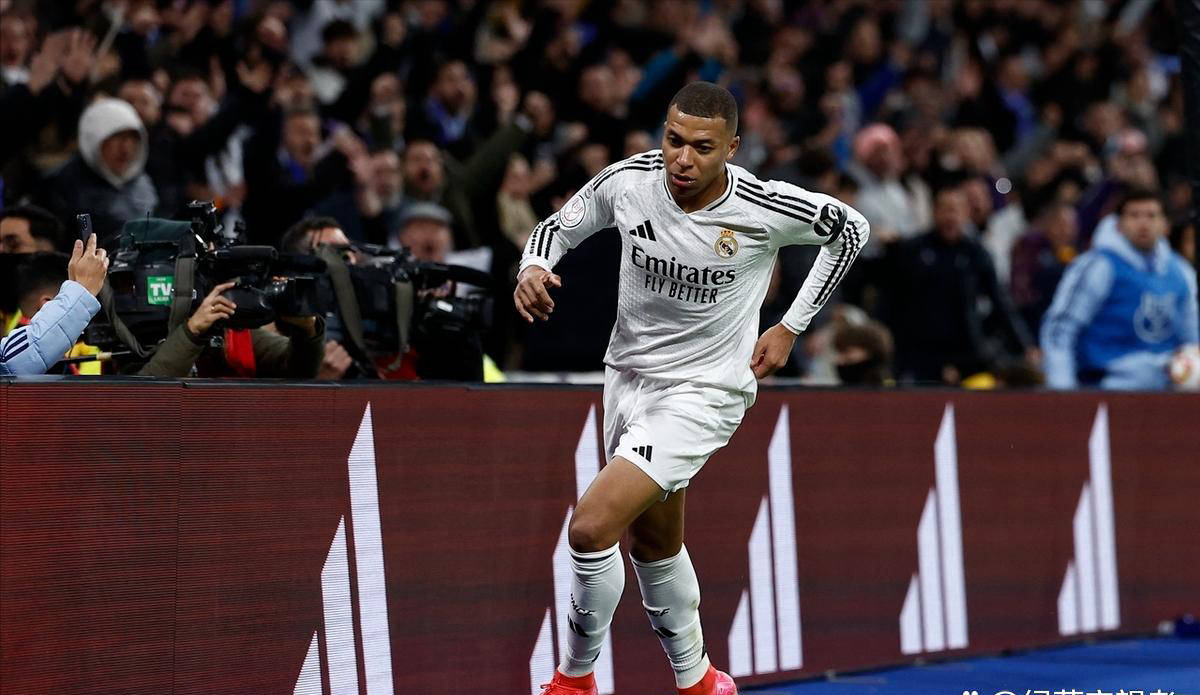 九游棋牌 姆巴佩意外战胜利物浦，重返赛场引爆全场！