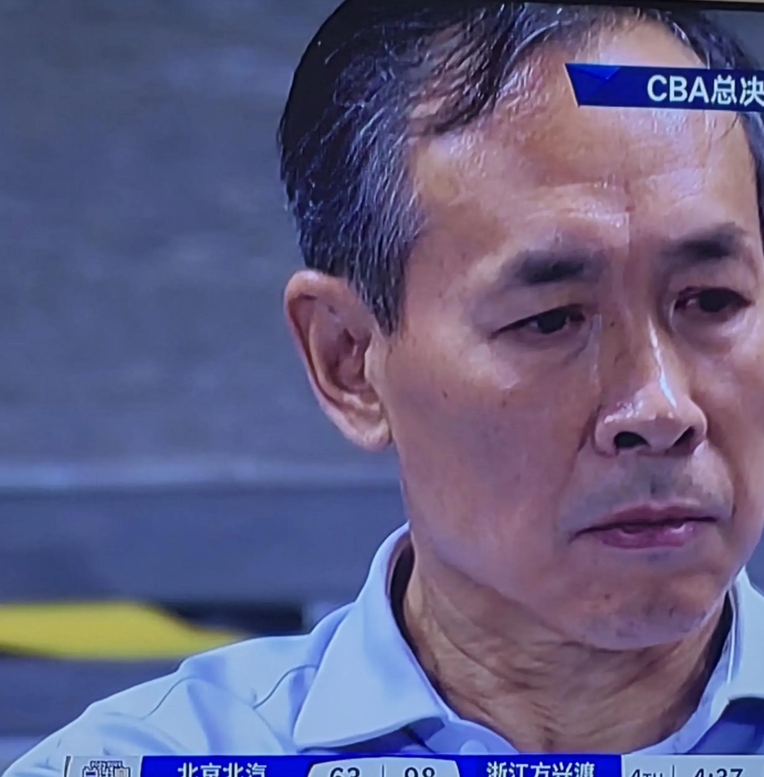 关于清晨突围战来临；北京首钢围绕CBA季后赛更衣室发声；管理层满意；临场指挥获称赞的信息